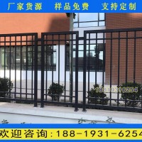 湛江工廠四橫梁圍墻欄桿價格 肇慶工業(yè)園帶花飾鐵藝圍欄